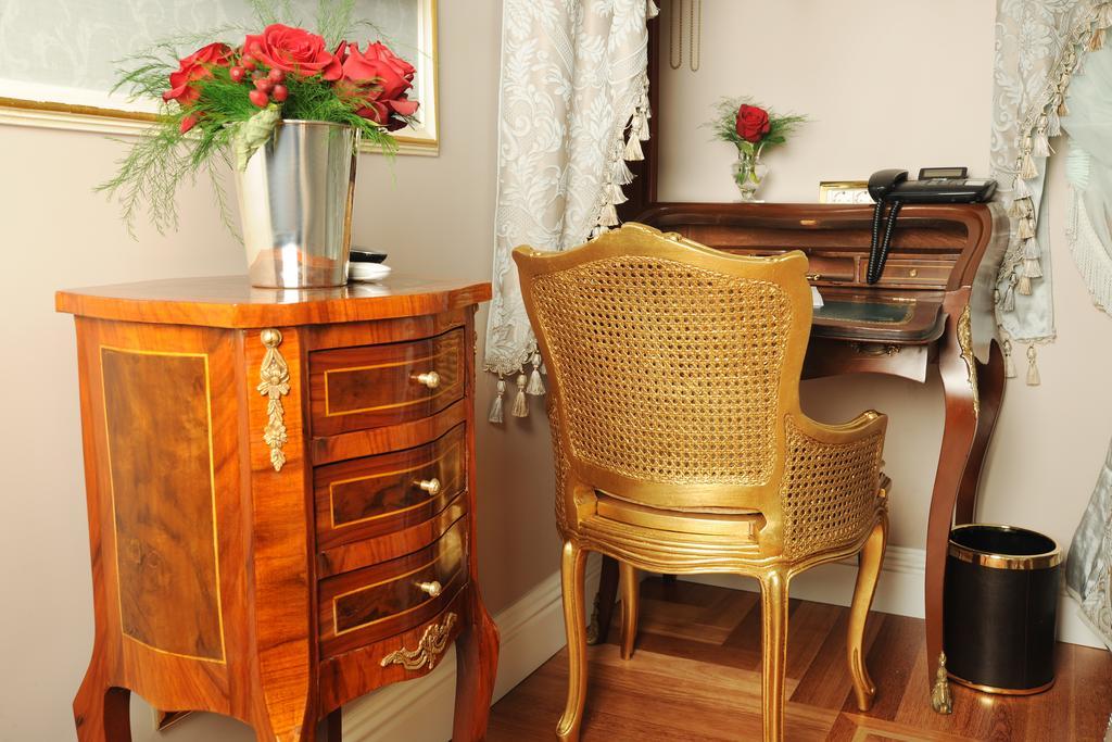 Maroon Bosphorus Hotel Istanbul Bilik gambar